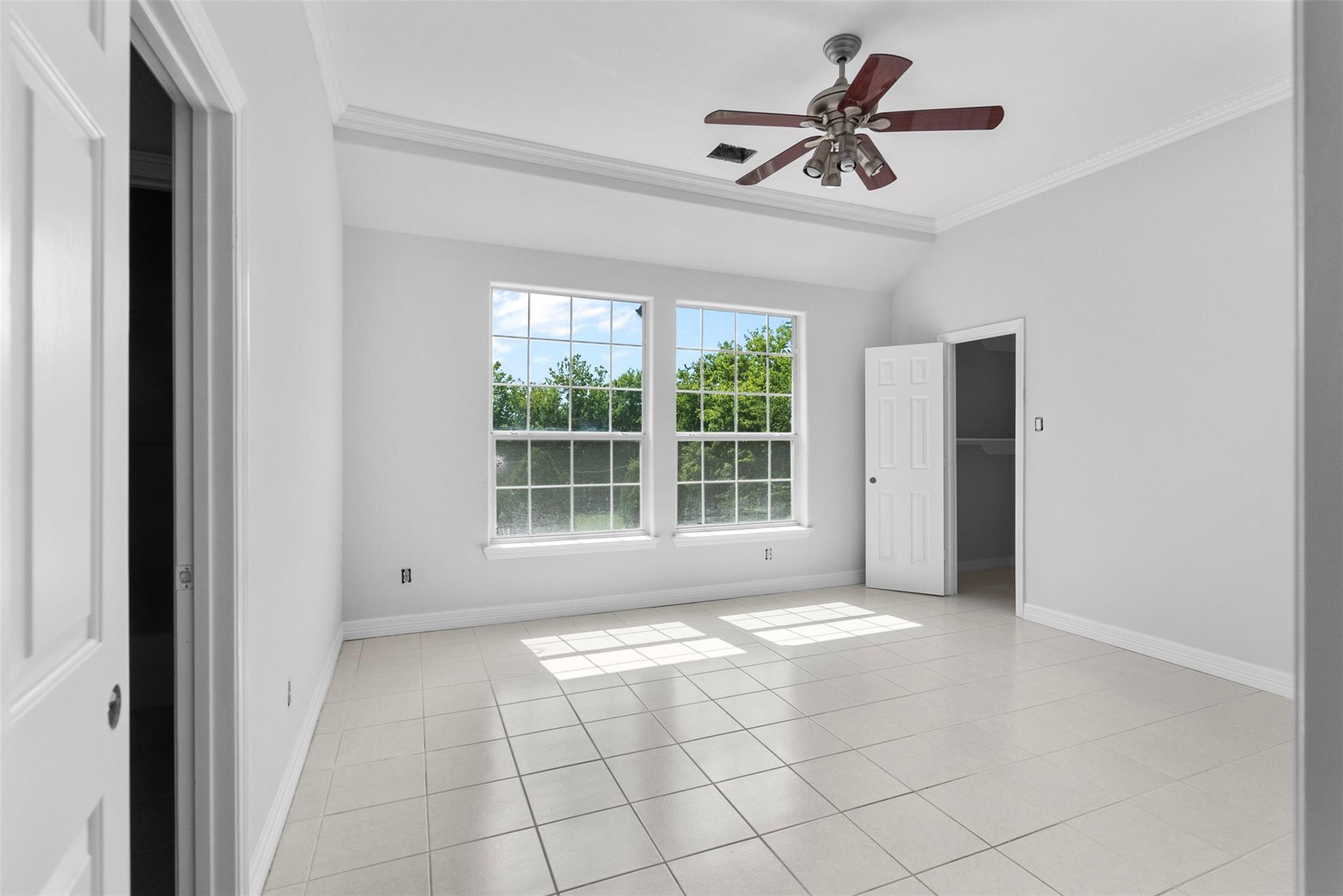 13918 Sunset View Drive