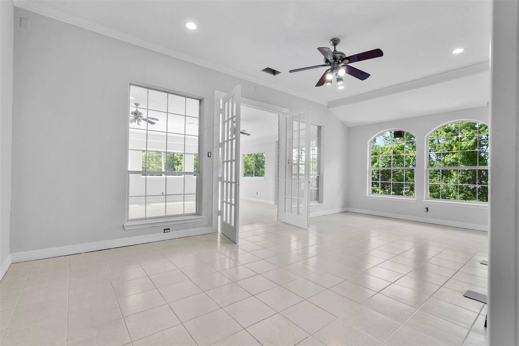 13918 Sunset View Drive