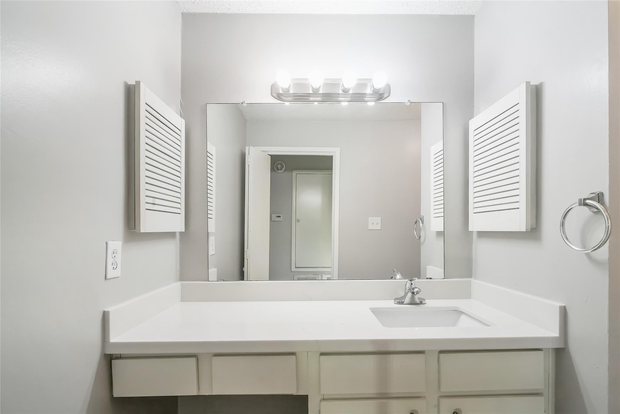 1100 Augusta Drive # 7