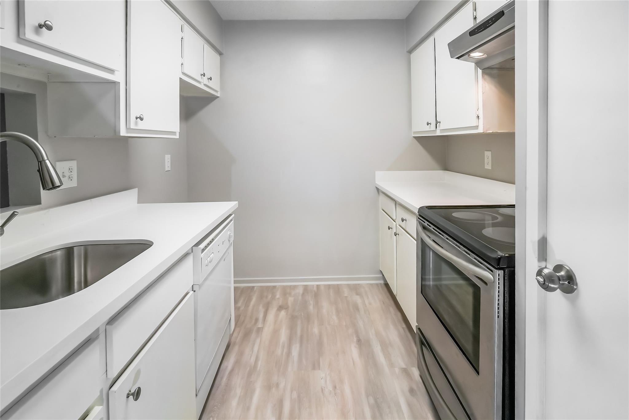 1100 Augusta Drive # 7