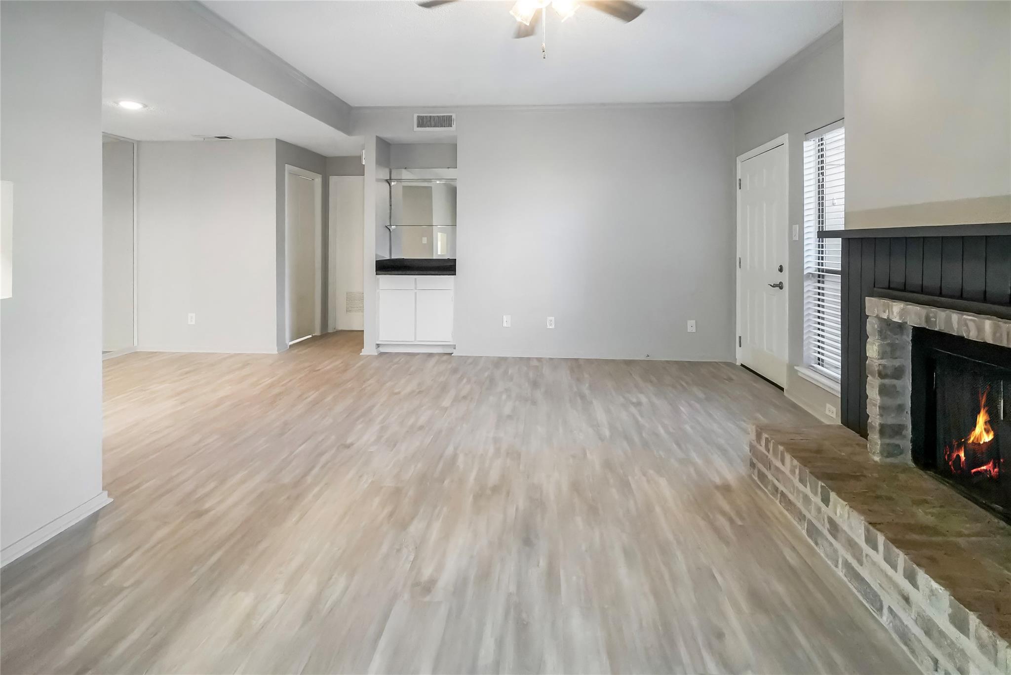 1100 Augusta Drive # 7