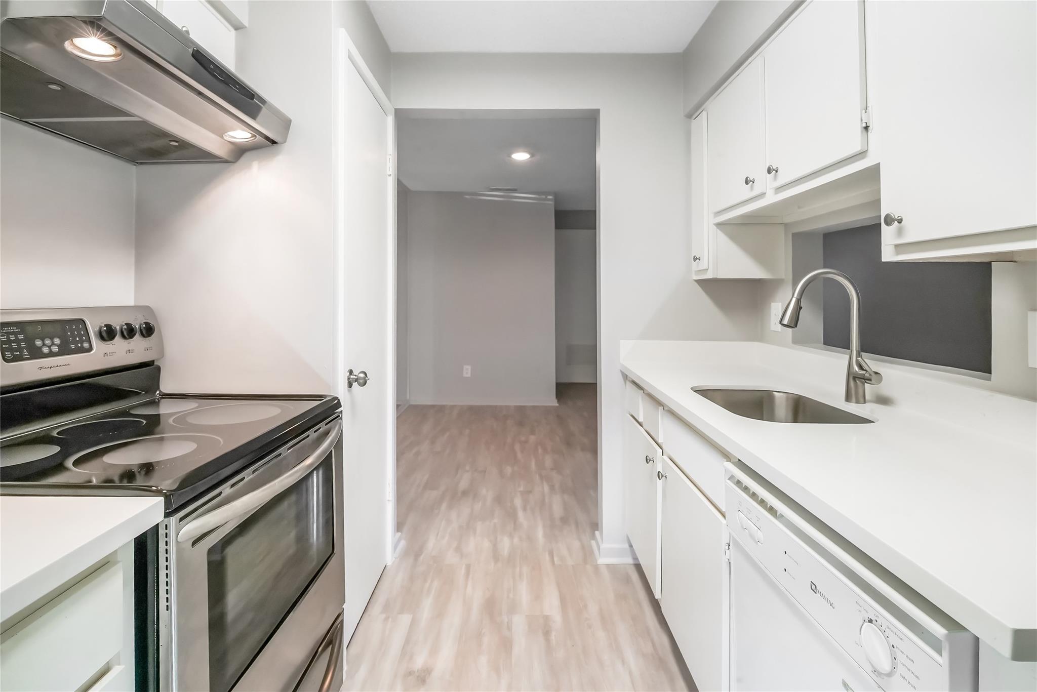 1100 Augusta Drive # 7