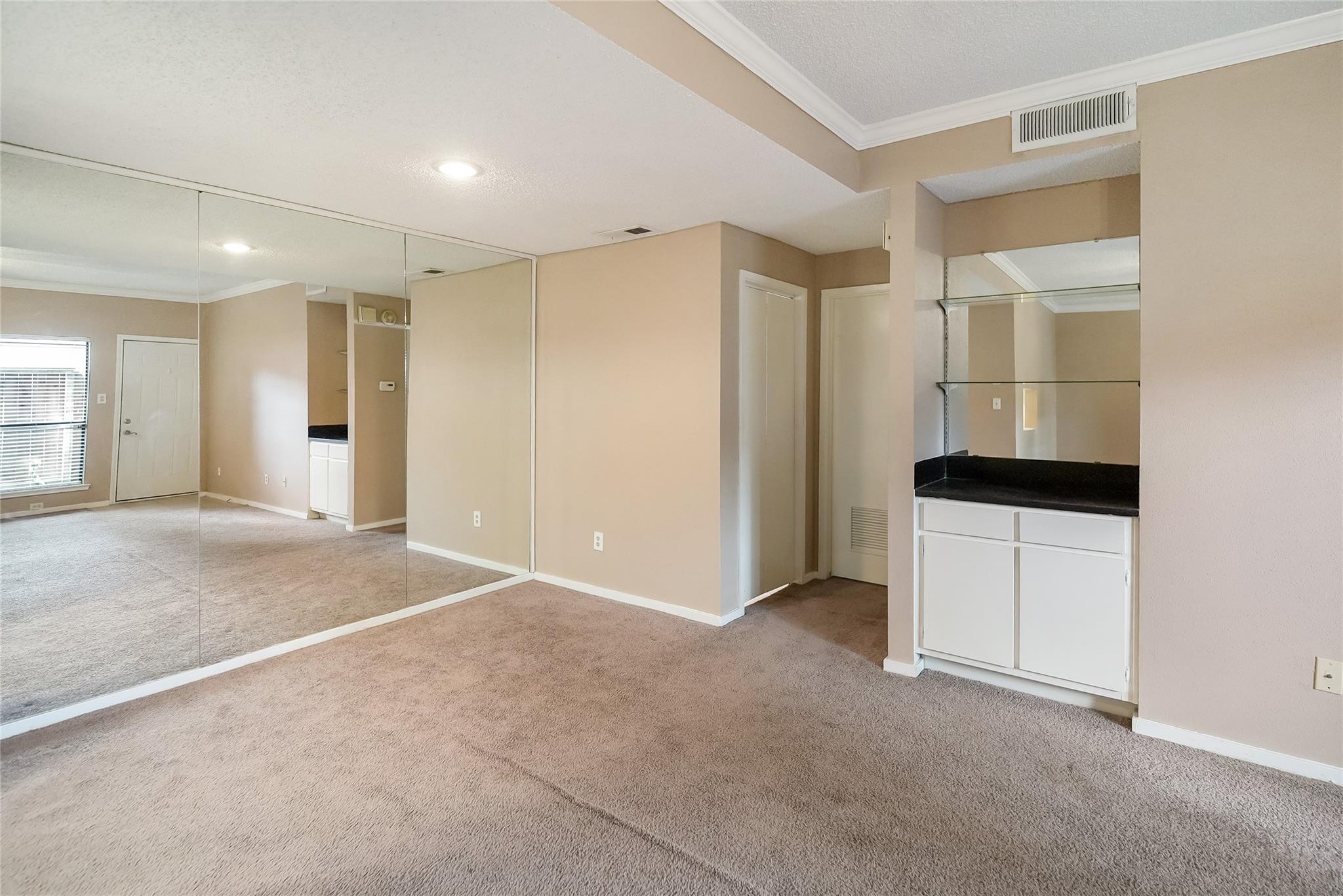 1100 Augusta Drive # 7