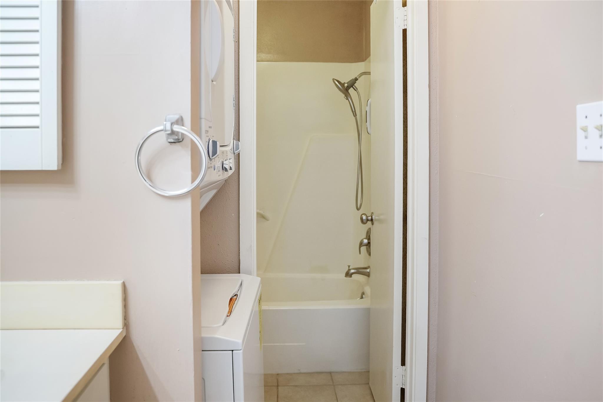 1100 Augusta Drive # 7