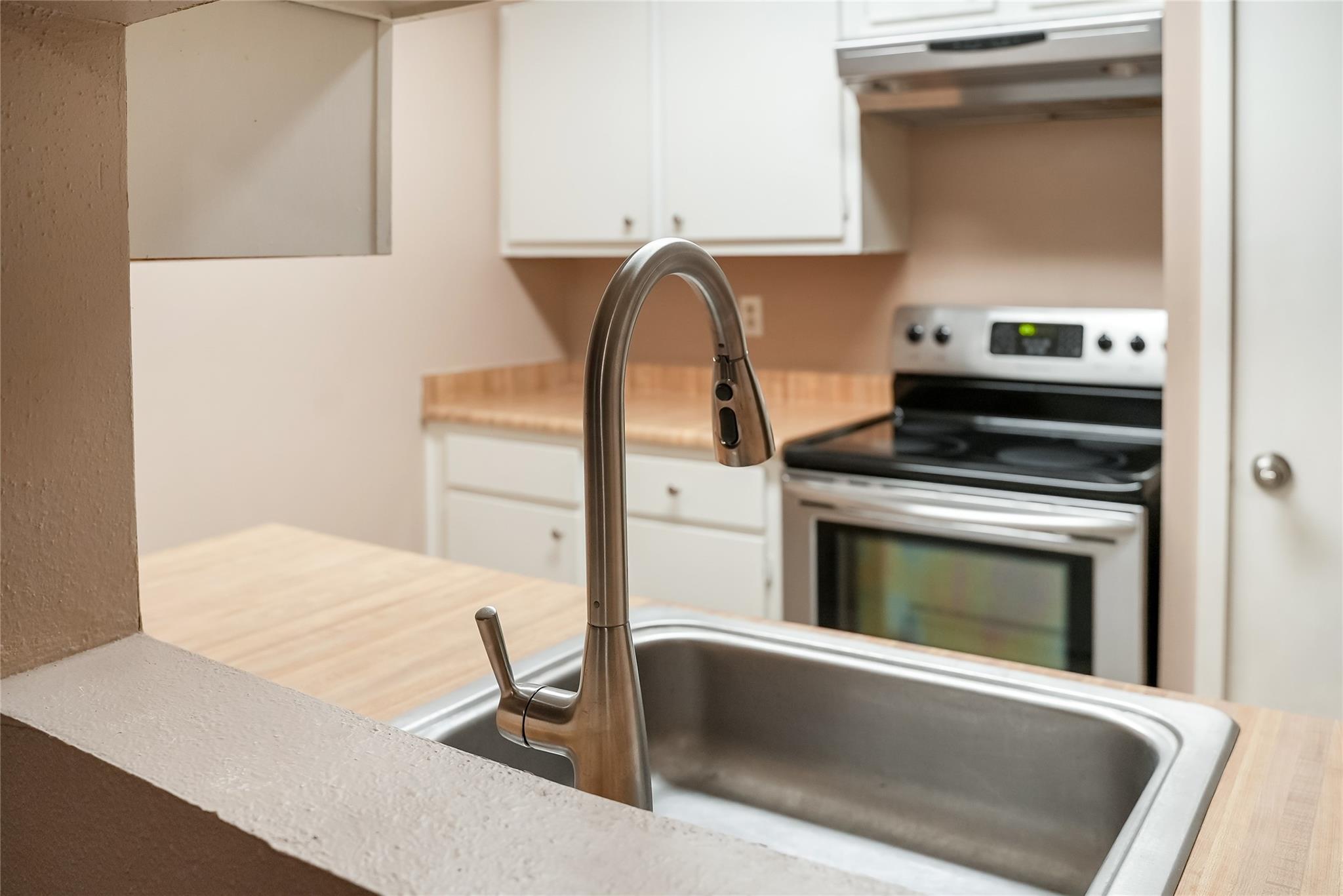 1100 Augusta Drive # 7