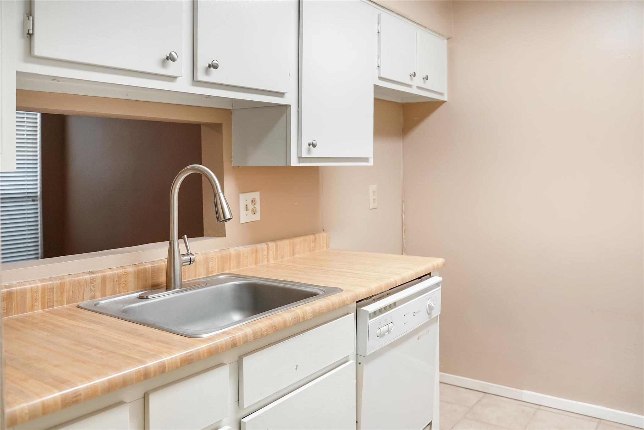 1100 Augusta Drive # 7