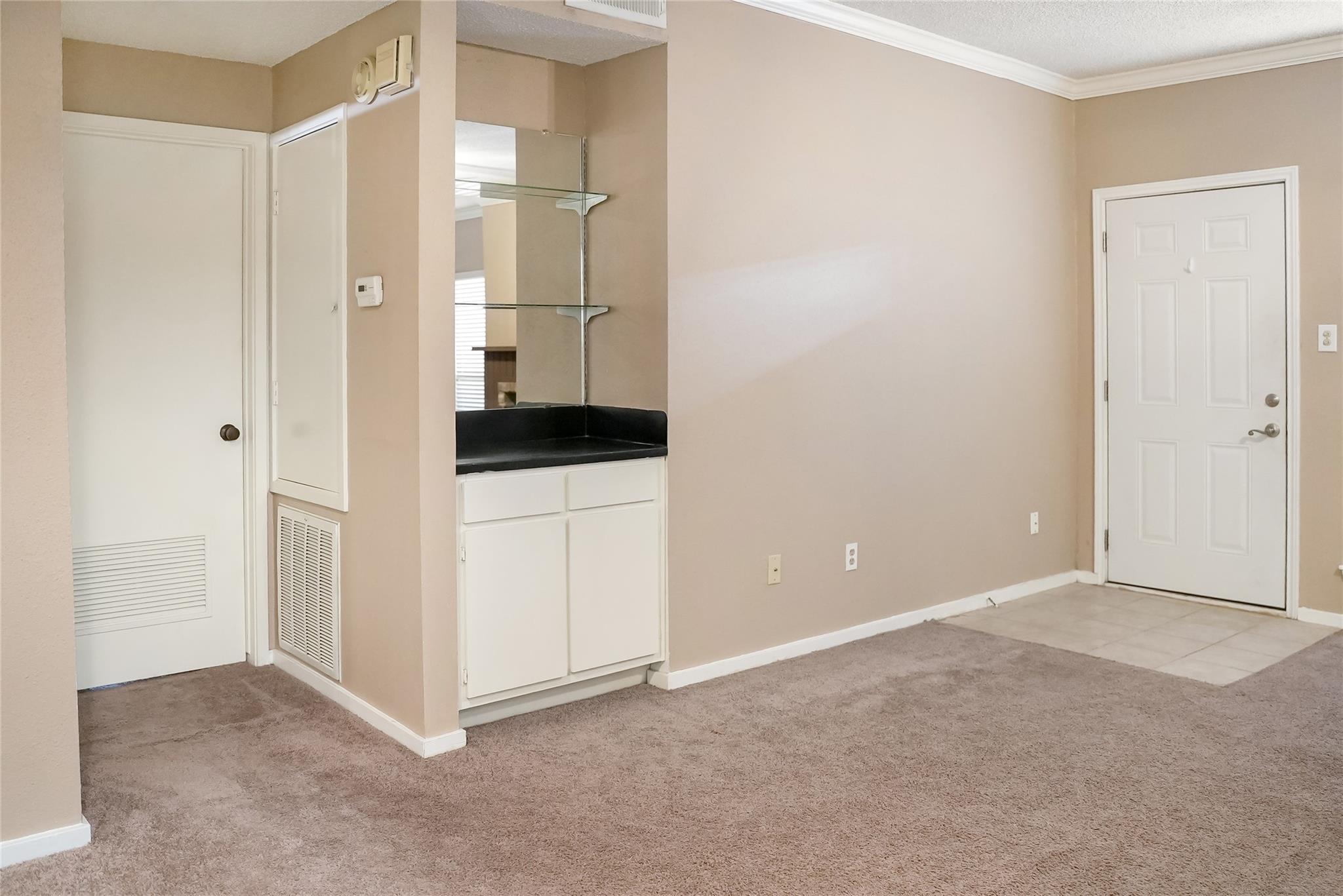 1100 Augusta Drive # 7