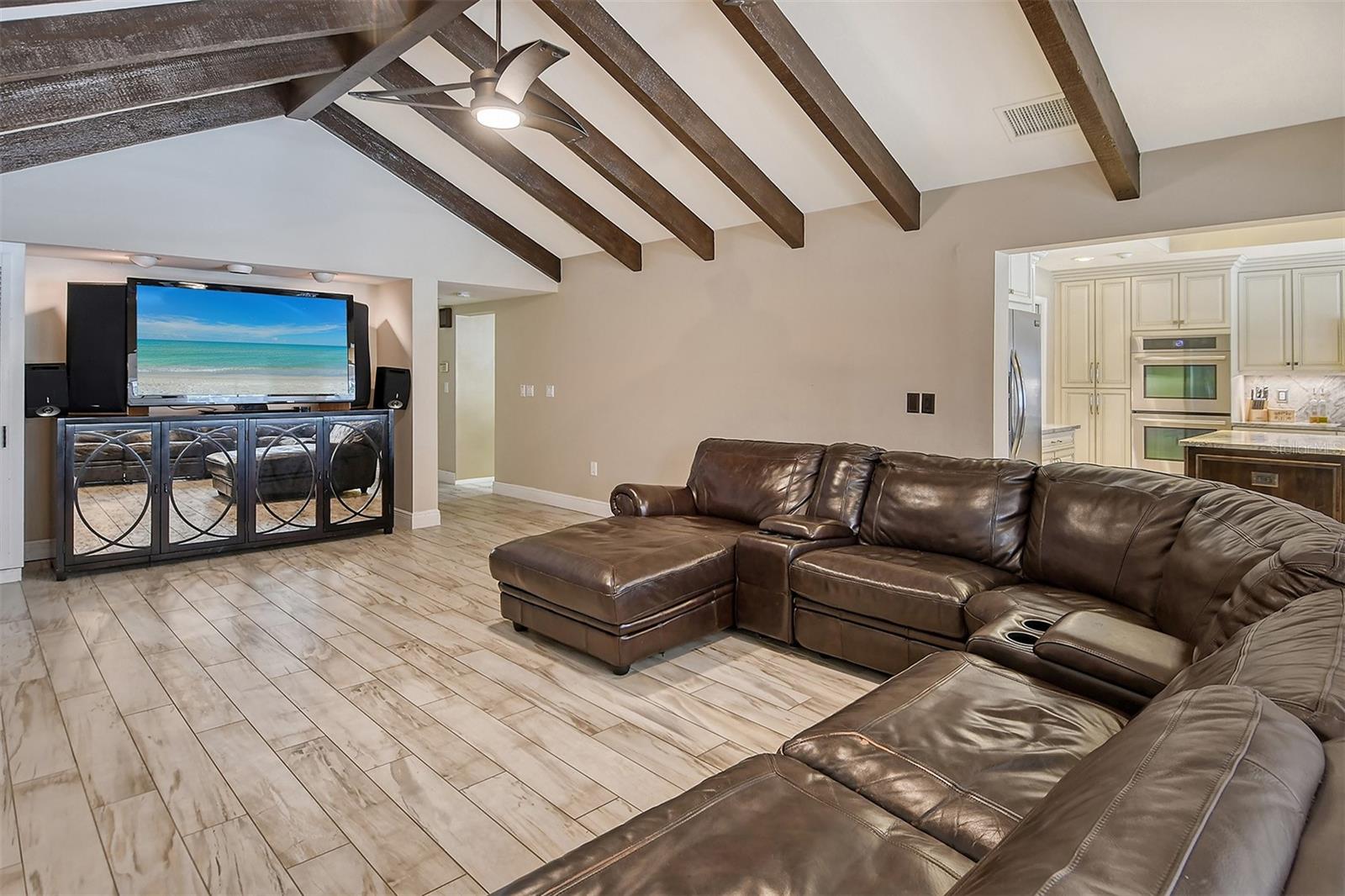 1523 DANFORTH LN