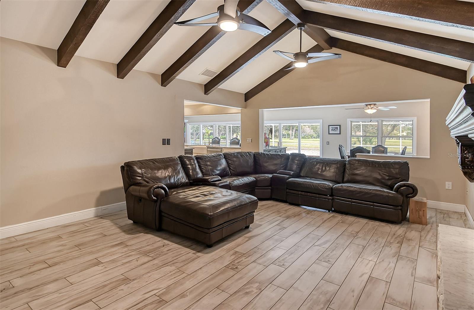 1523 DANFORTH LN