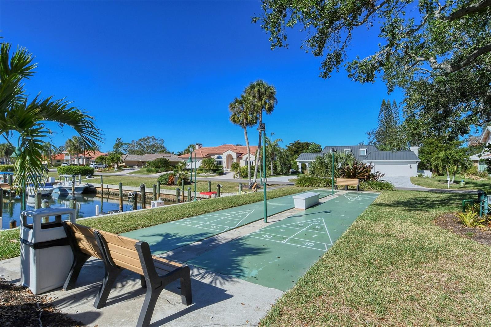 1523 DANFORTH LN