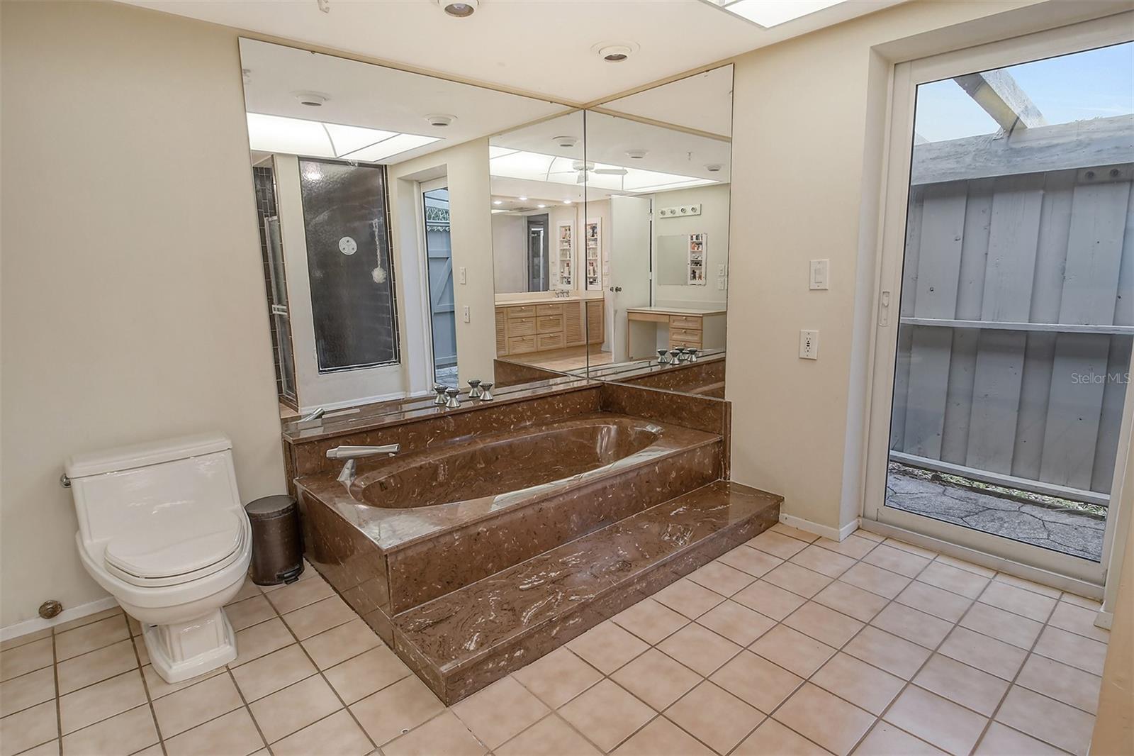 1523 DANFORTH LN
