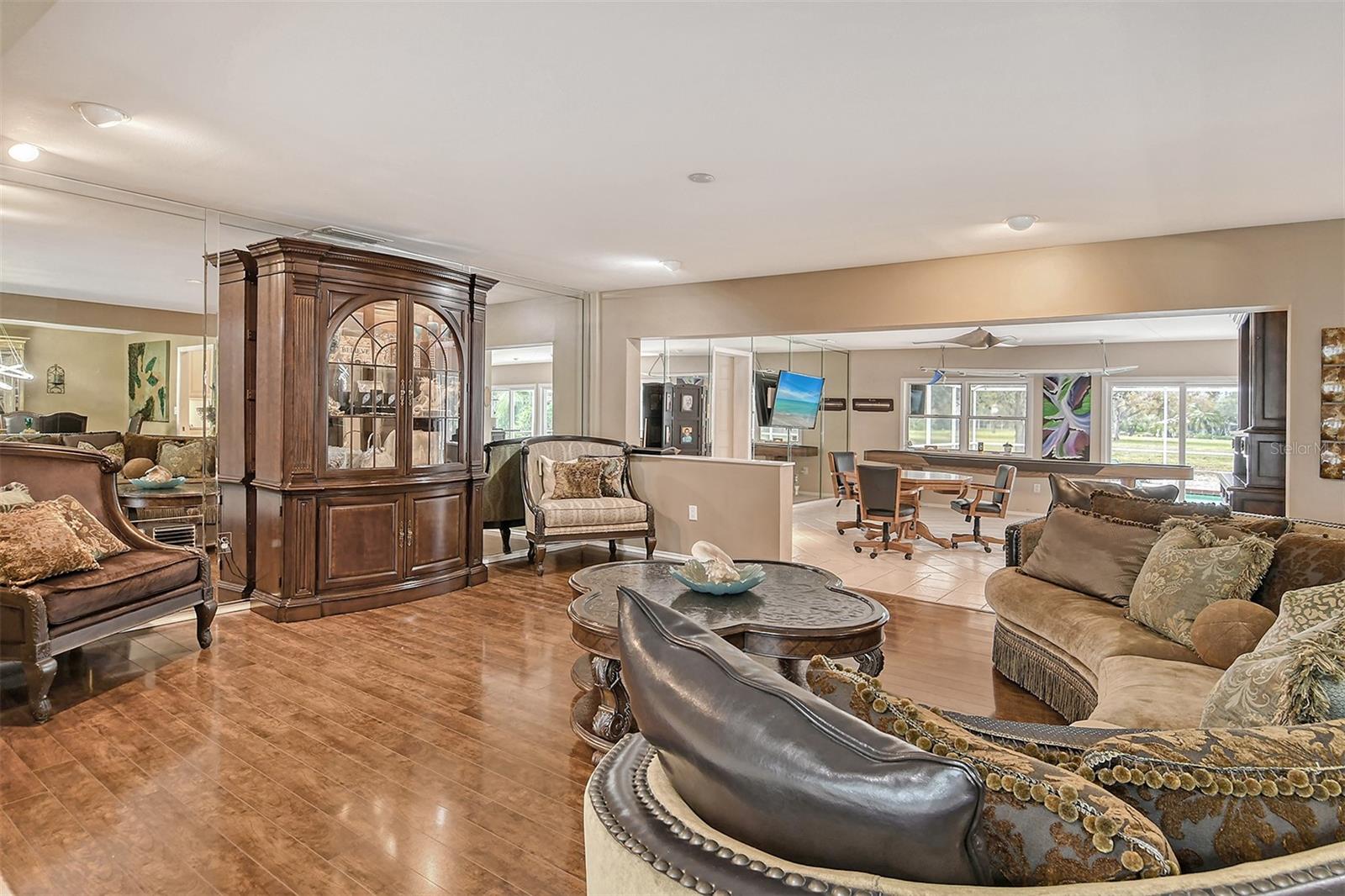 1523 DANFORTH LN