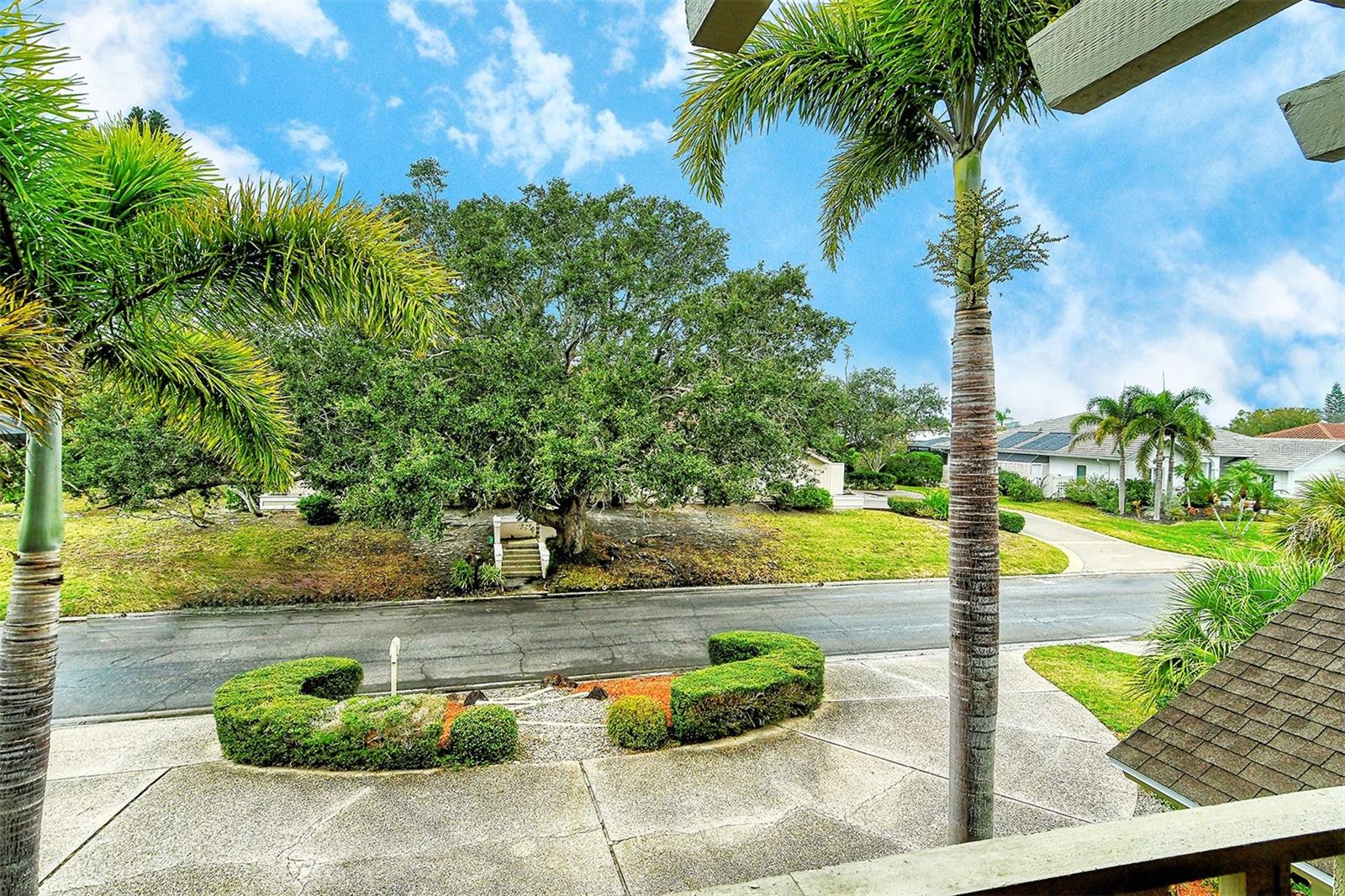 1523 DANFORTH LN