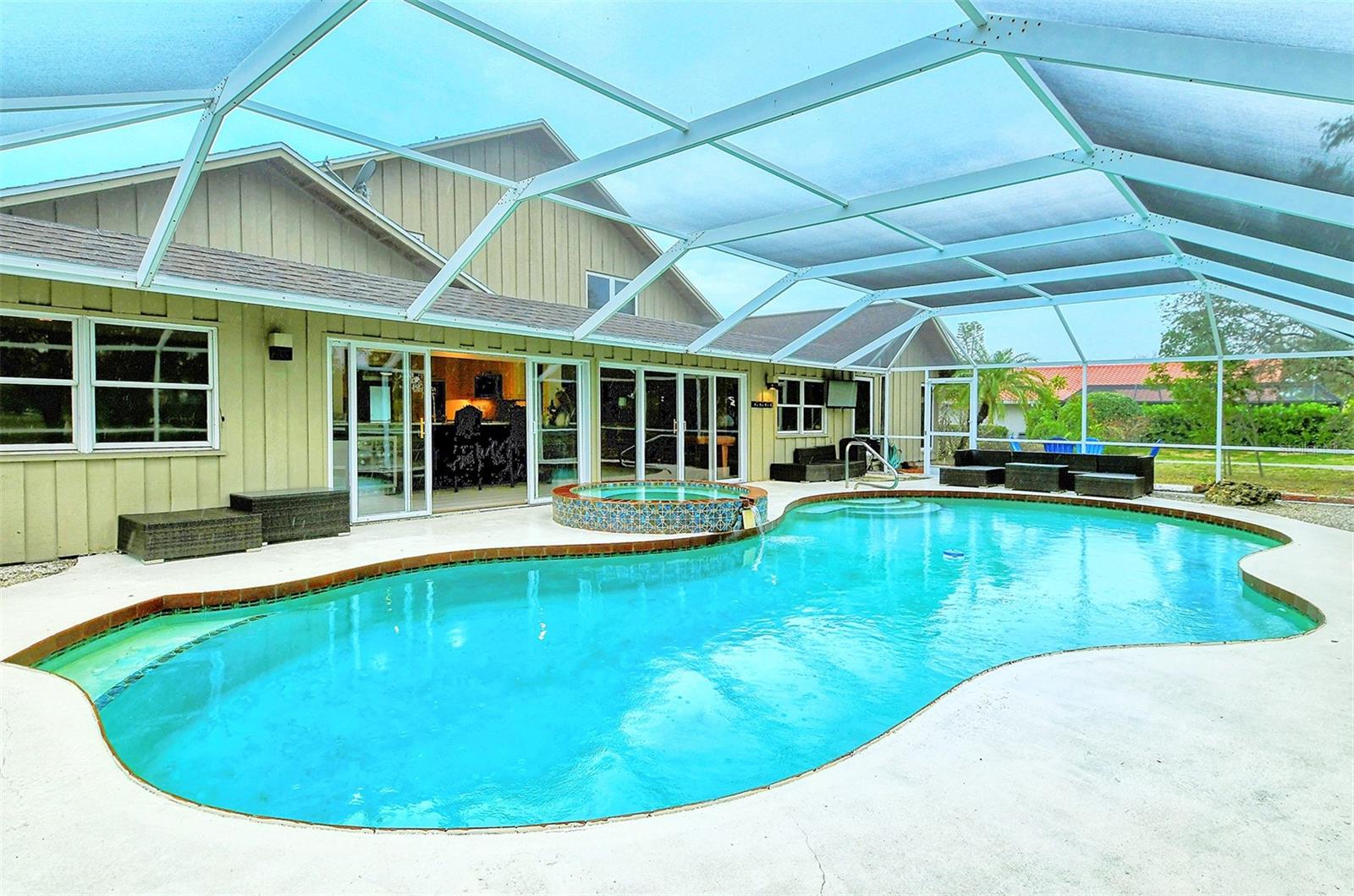 1523 DANFORTH LN