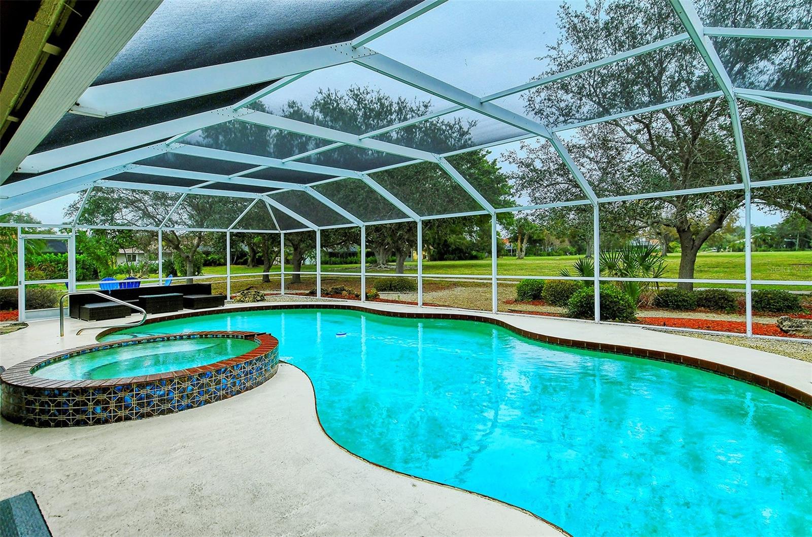 1523 DANFORTH LN