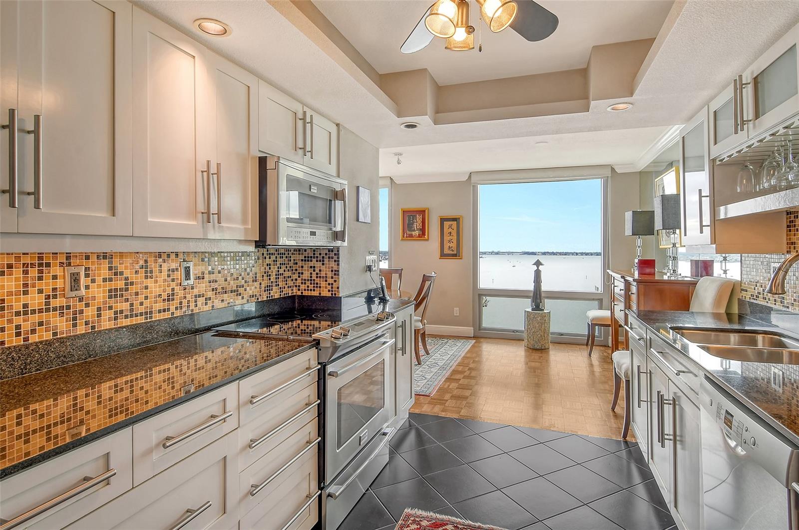 1111 N GULFSTREAM AVE #14C