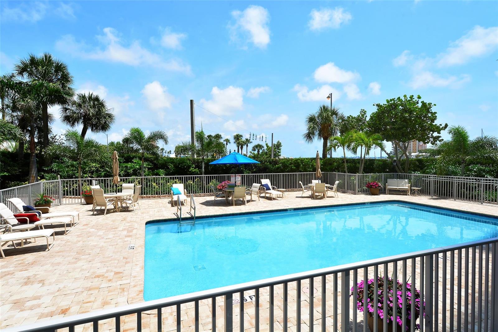1111 N GULFSTREAM AVE #14C