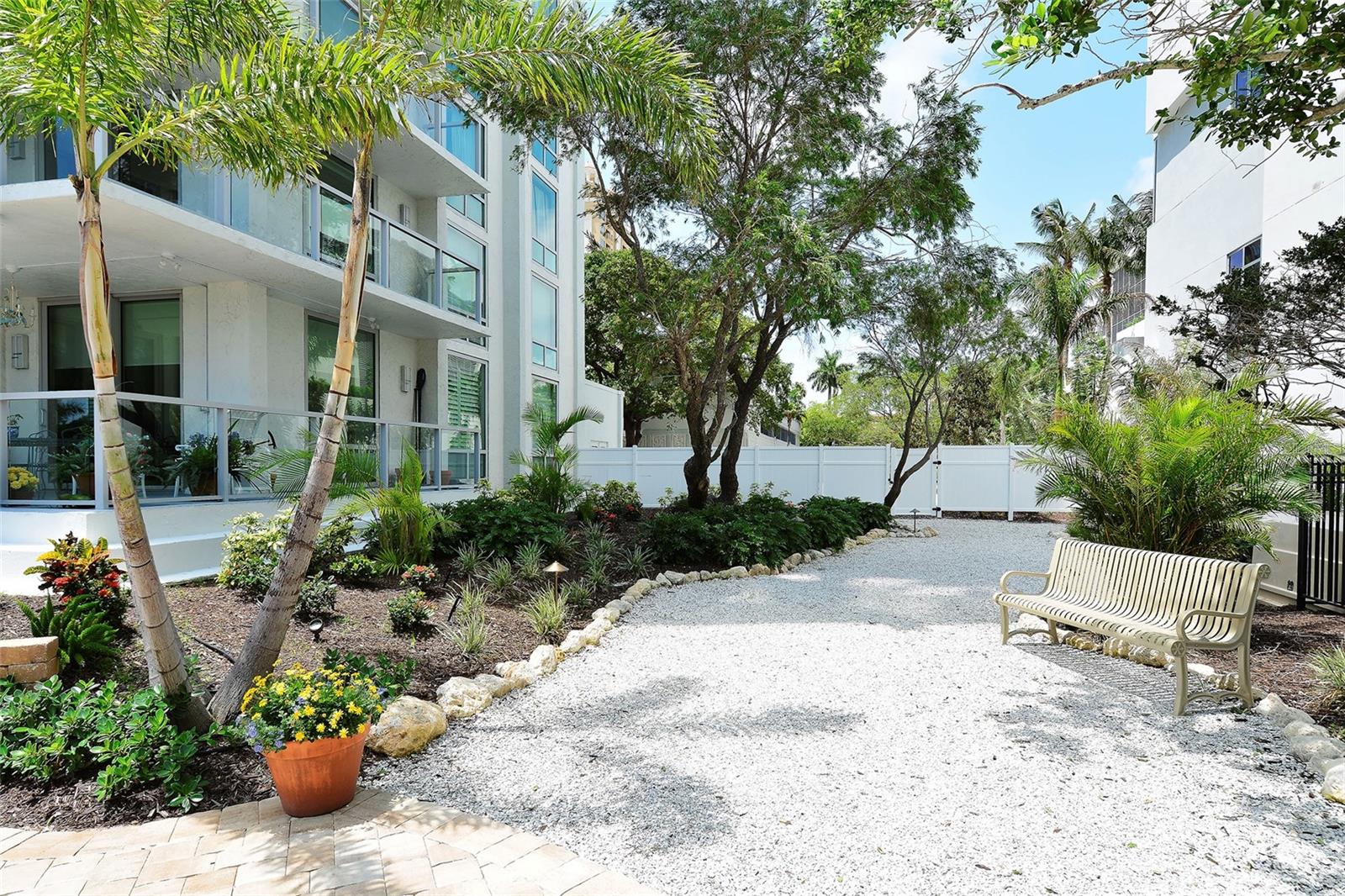 1111 N GULFSTREAM AVE #14C