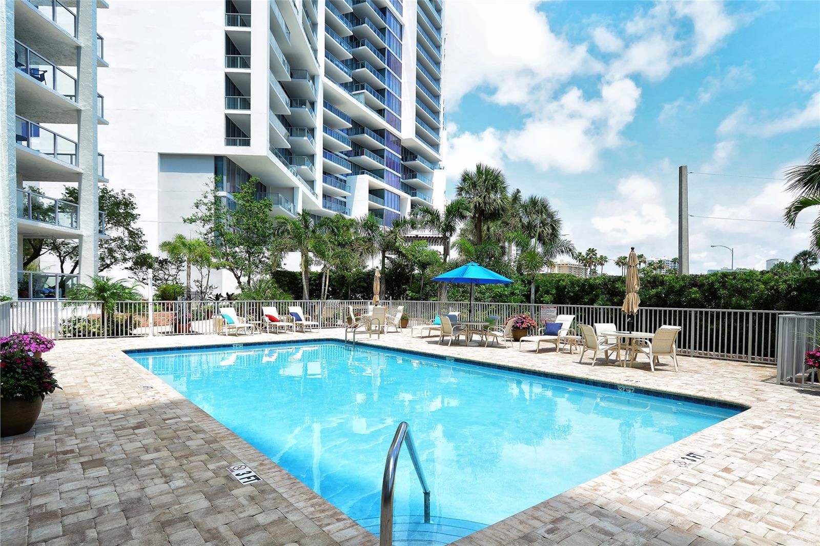1111 N GULFSTREAM AVE #14C