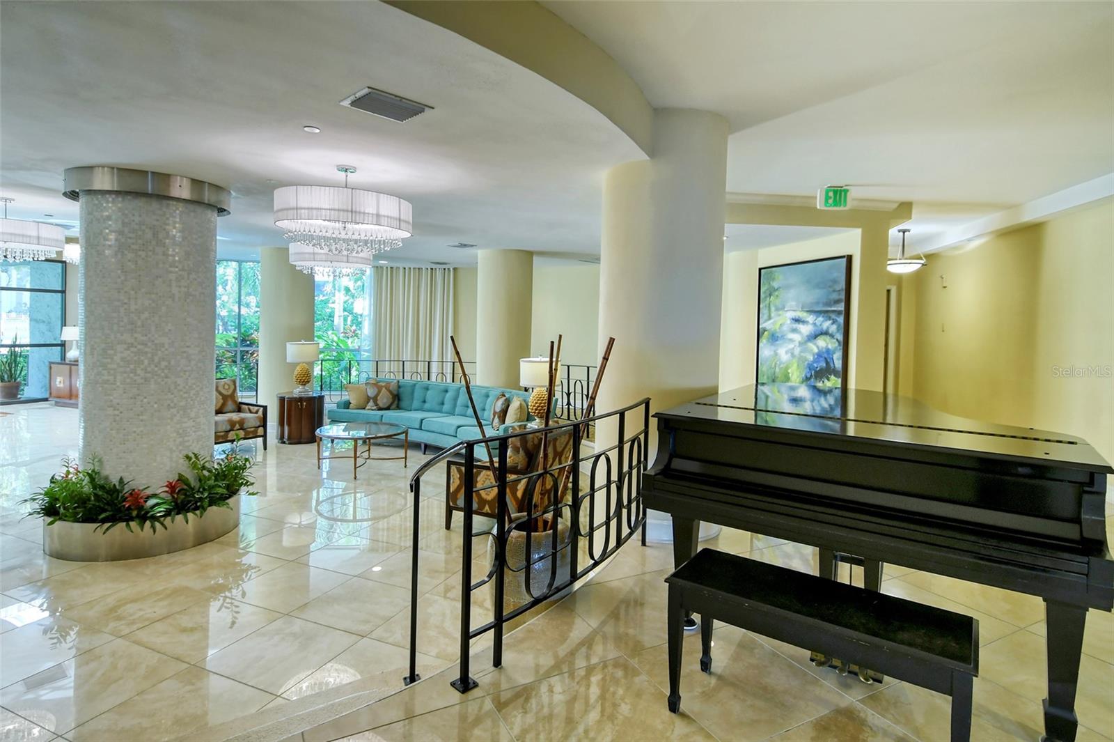 1111 N GULFSTREAM AVE #14C