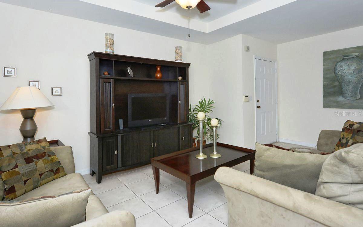 1185 VILLAGIO CIR #201