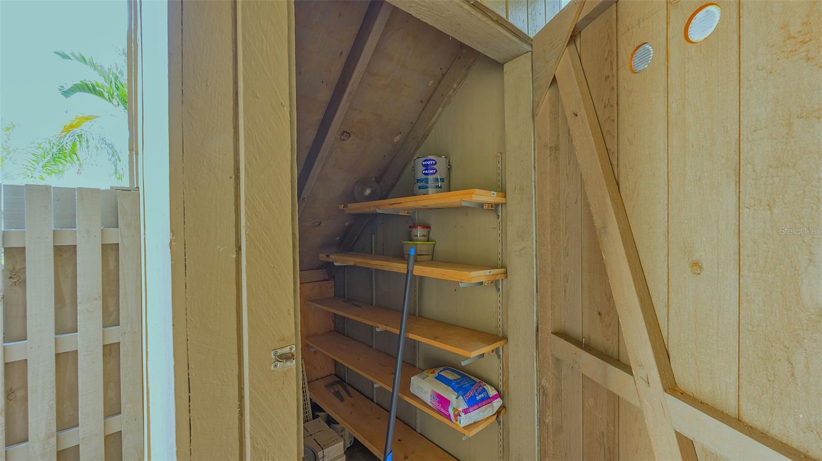 107 WOODLAND PL #107