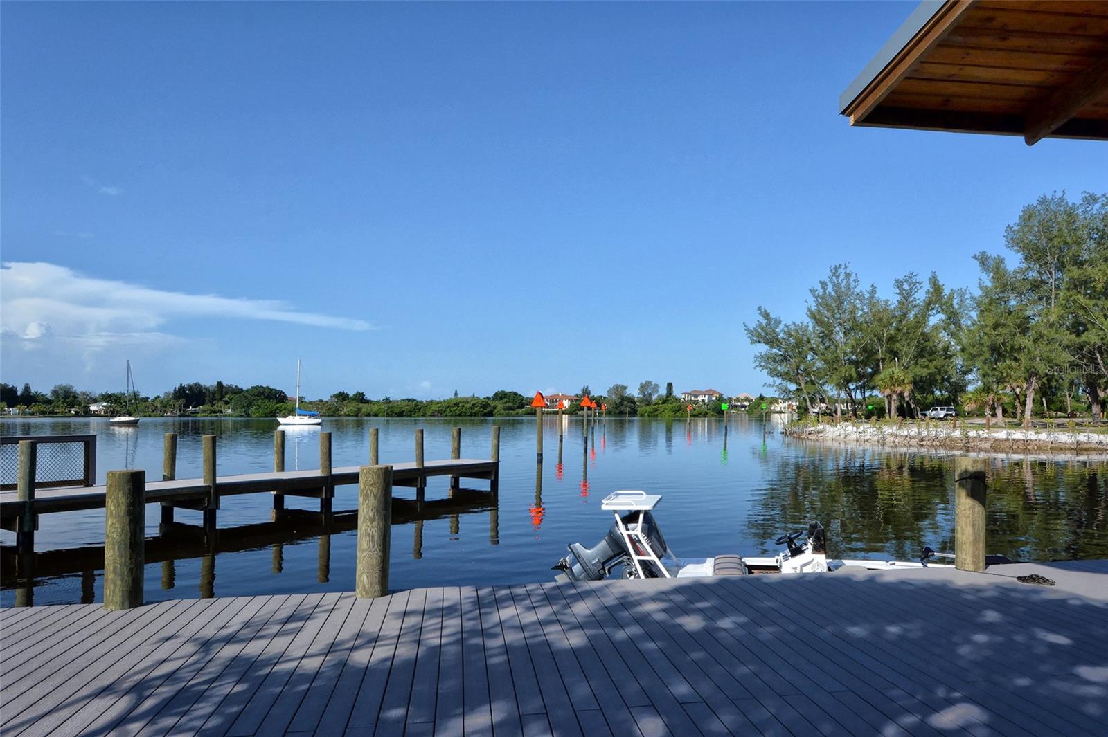 107 WOODLAND PL #107