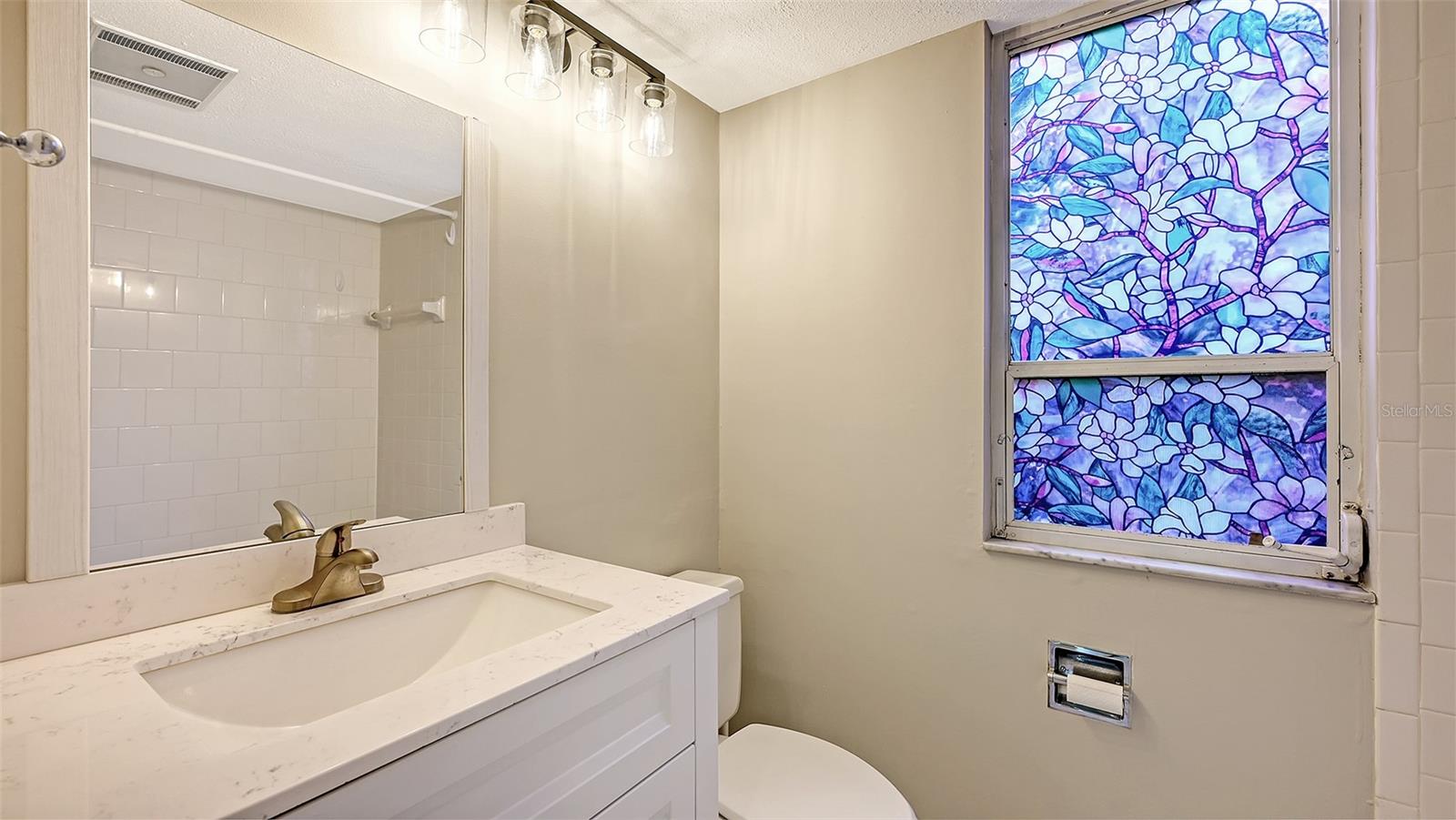 107 WOODLAND PL #107