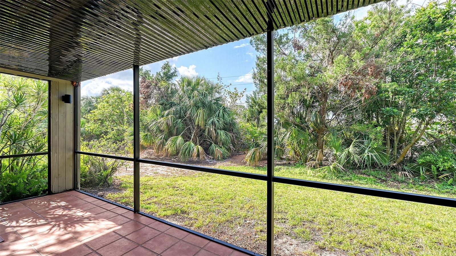 107 WOODLAND PL #107