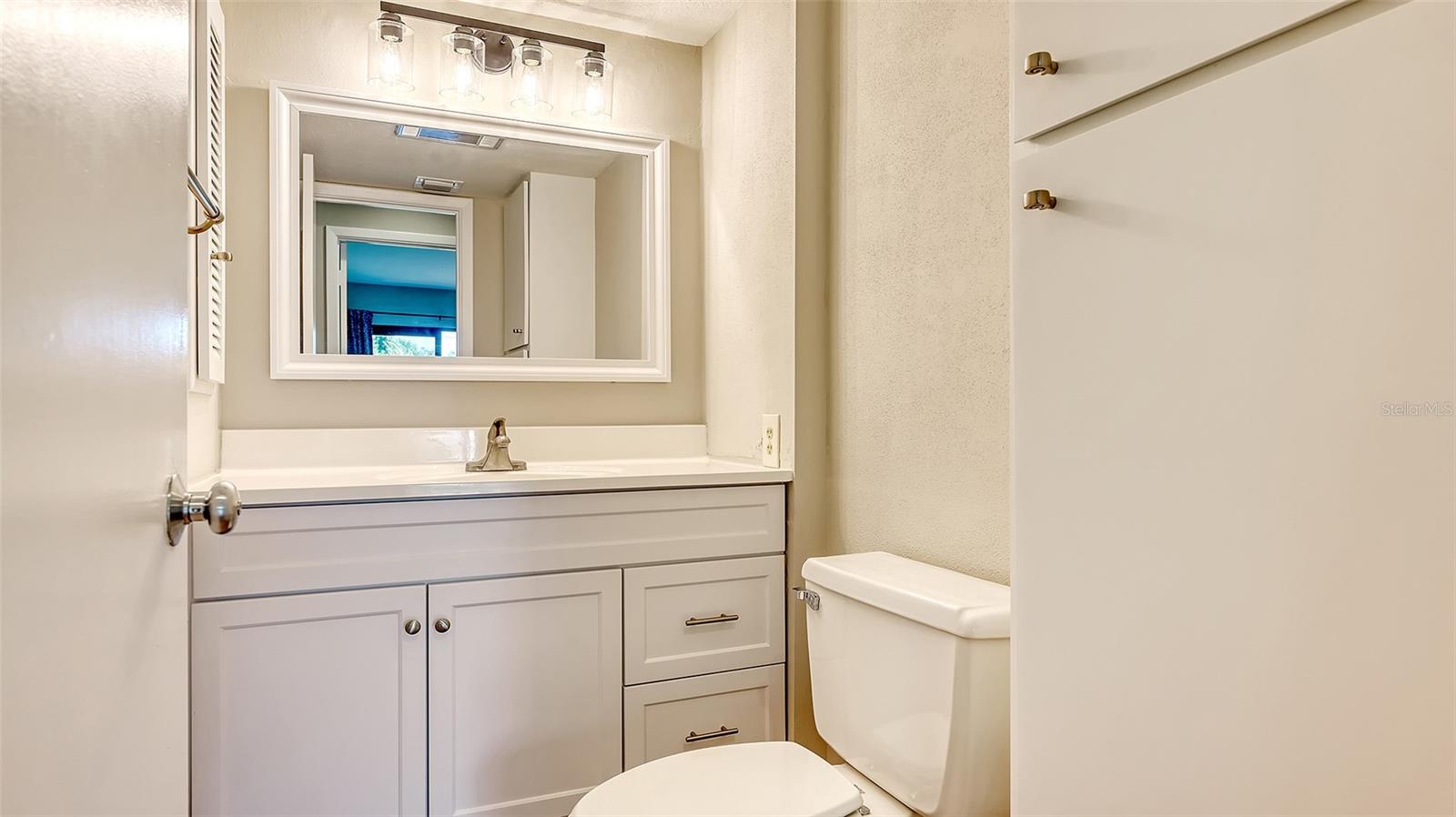 107 WOODLAND PL #107