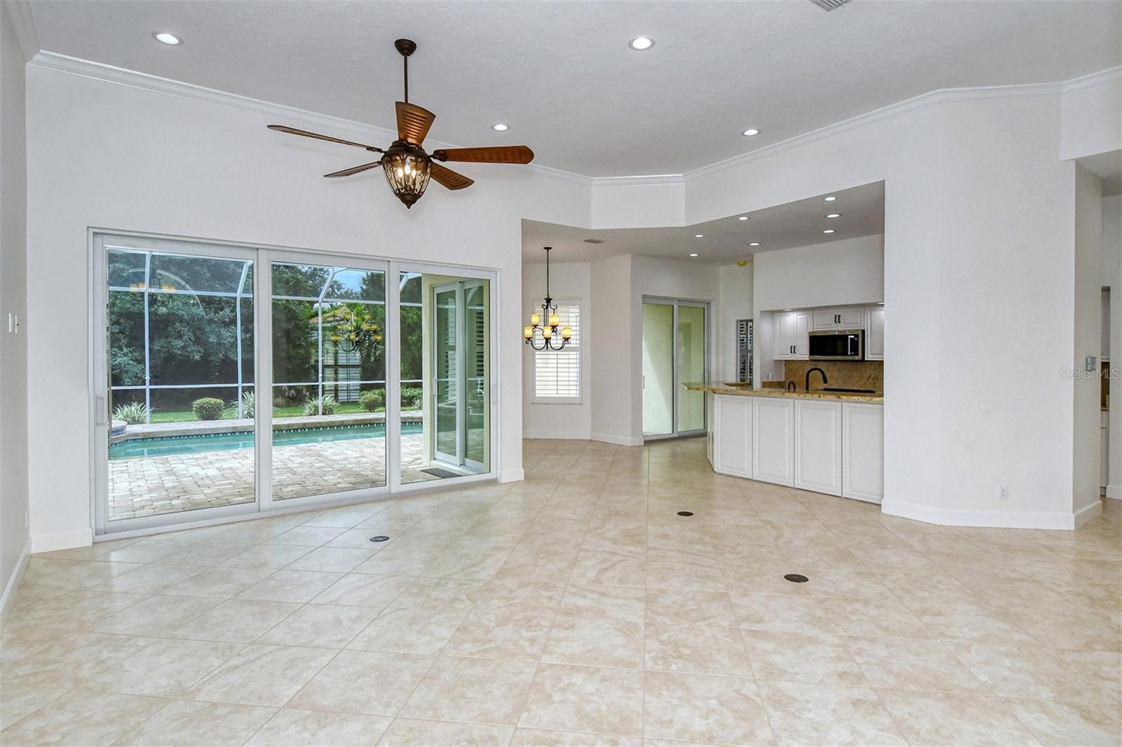 6628 SAINT JAMES XING