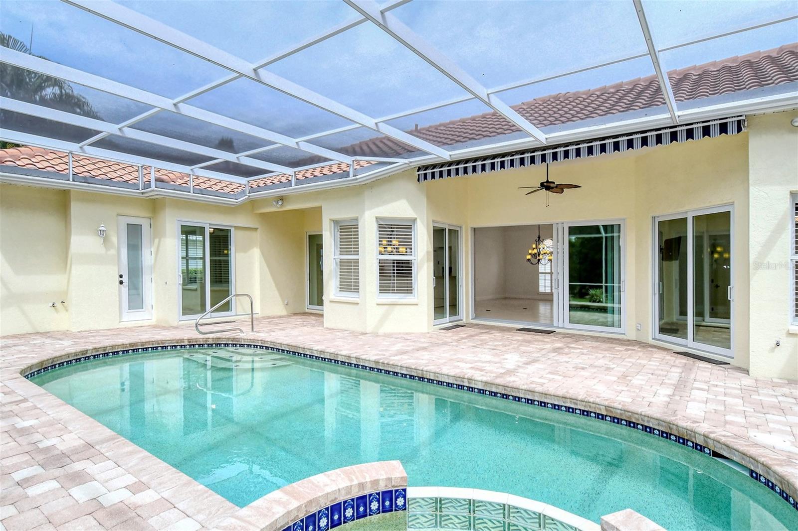 6628 SAINT JAMES XING