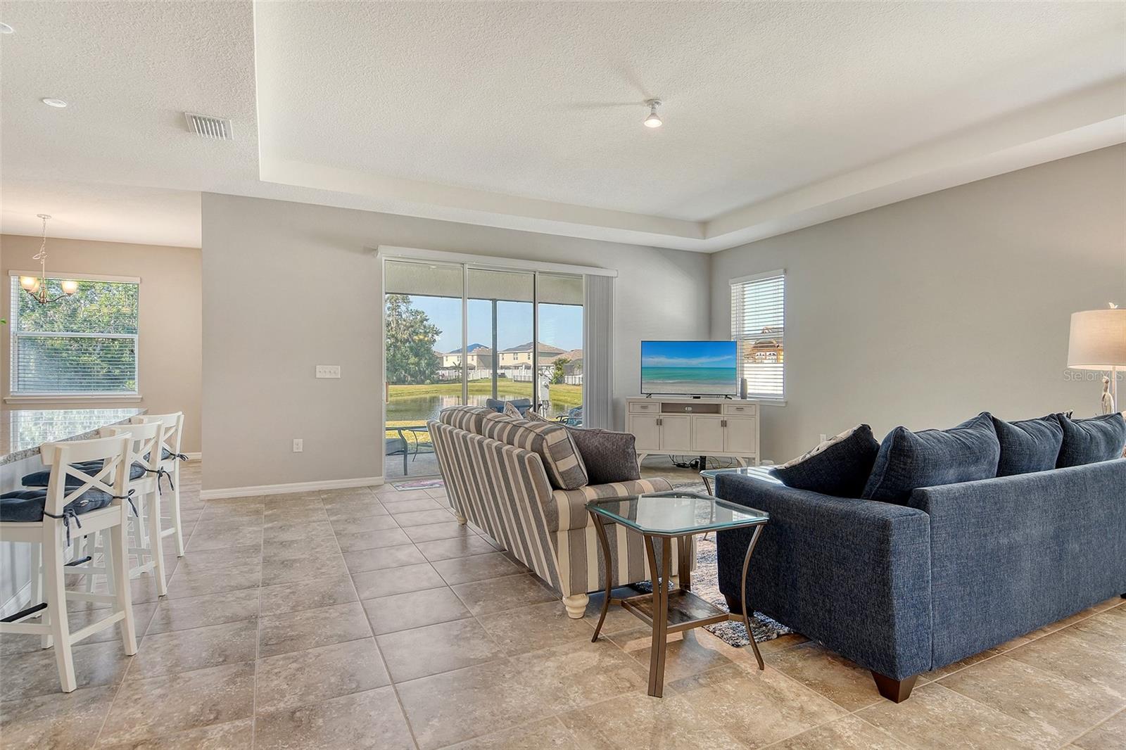 364 GRANDE VISTA BLVD