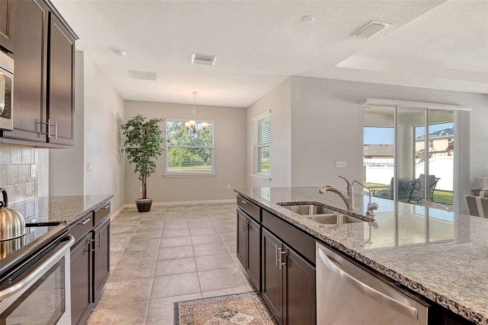 364 GRANDE VISTA BLVD