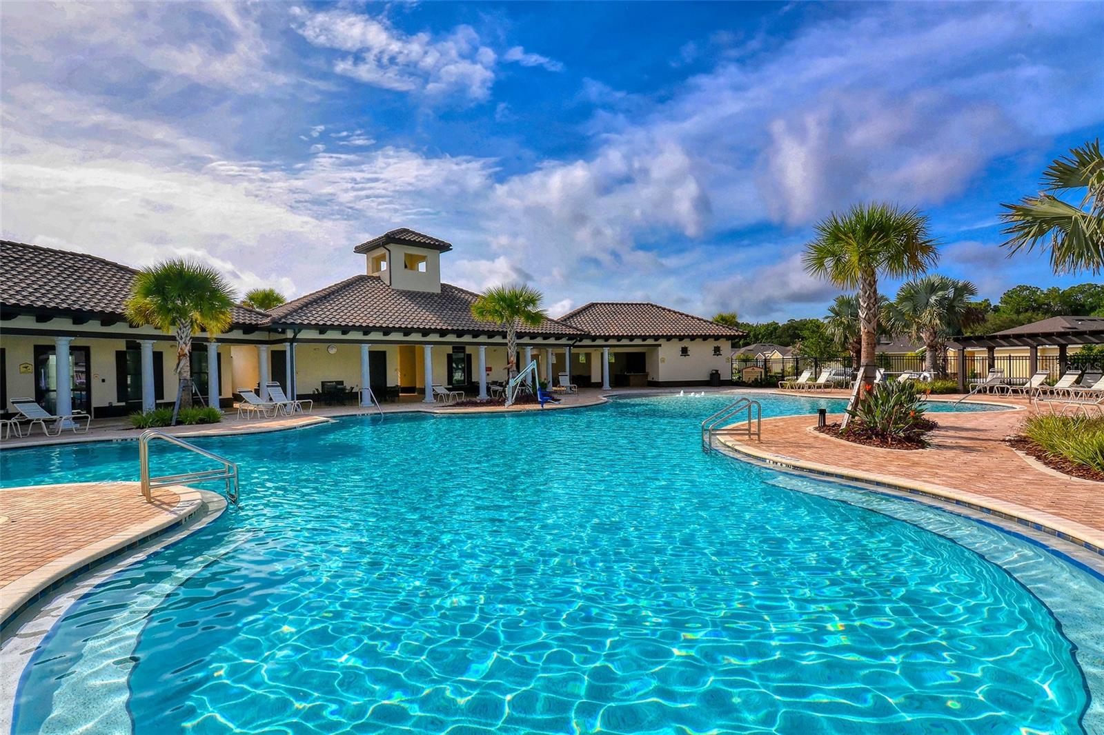 364 GRANDE VISTA BLVD