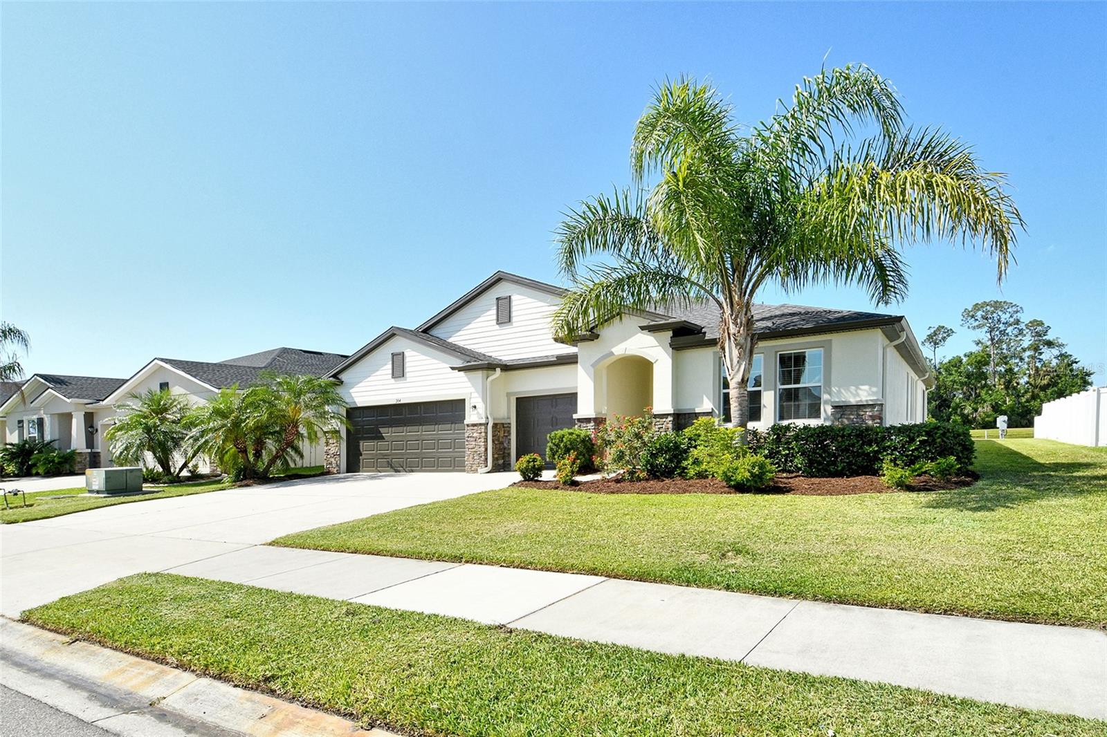 364 GRANDE VISTA BLVD