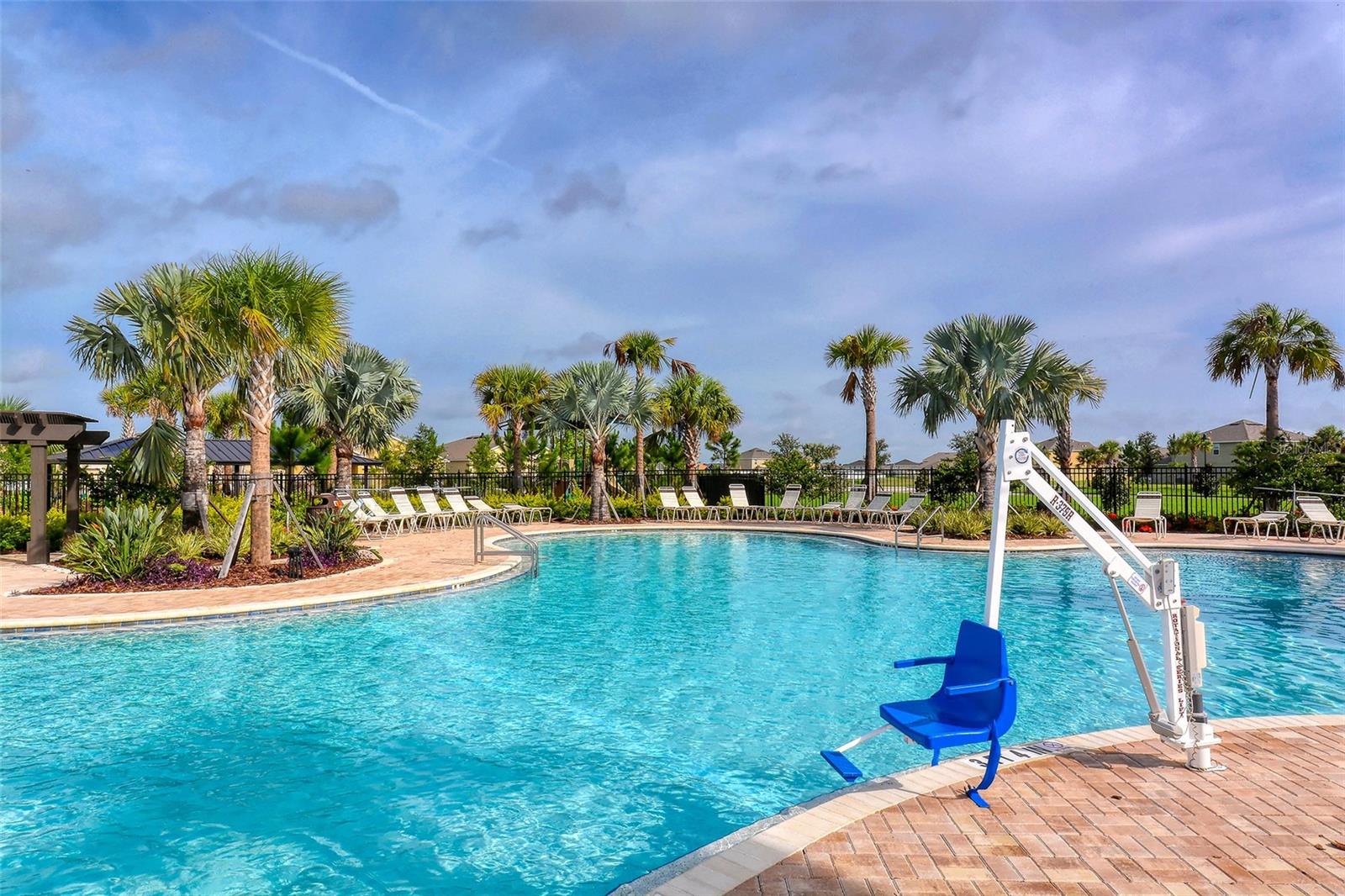 364 GRANDE VISTA BLVD