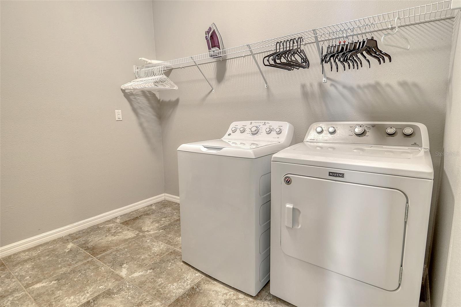 364 GRANDE VISTA BLVD