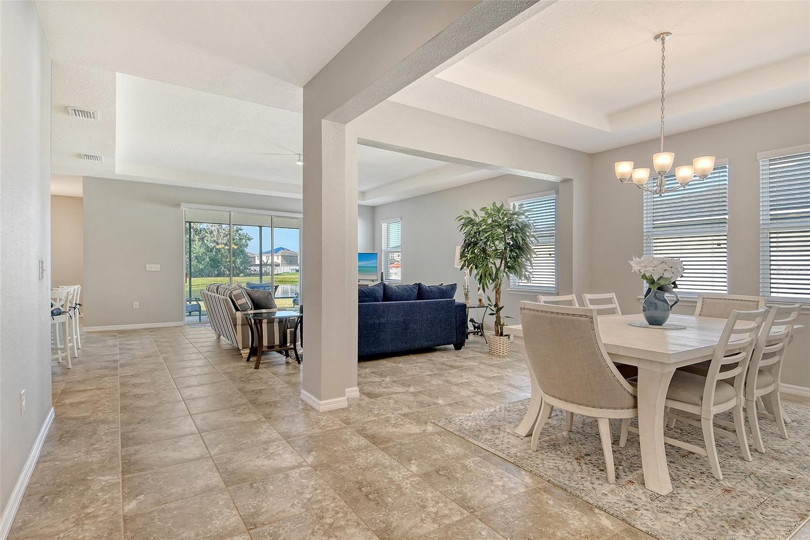 364 GRANDE VISTA BLVD