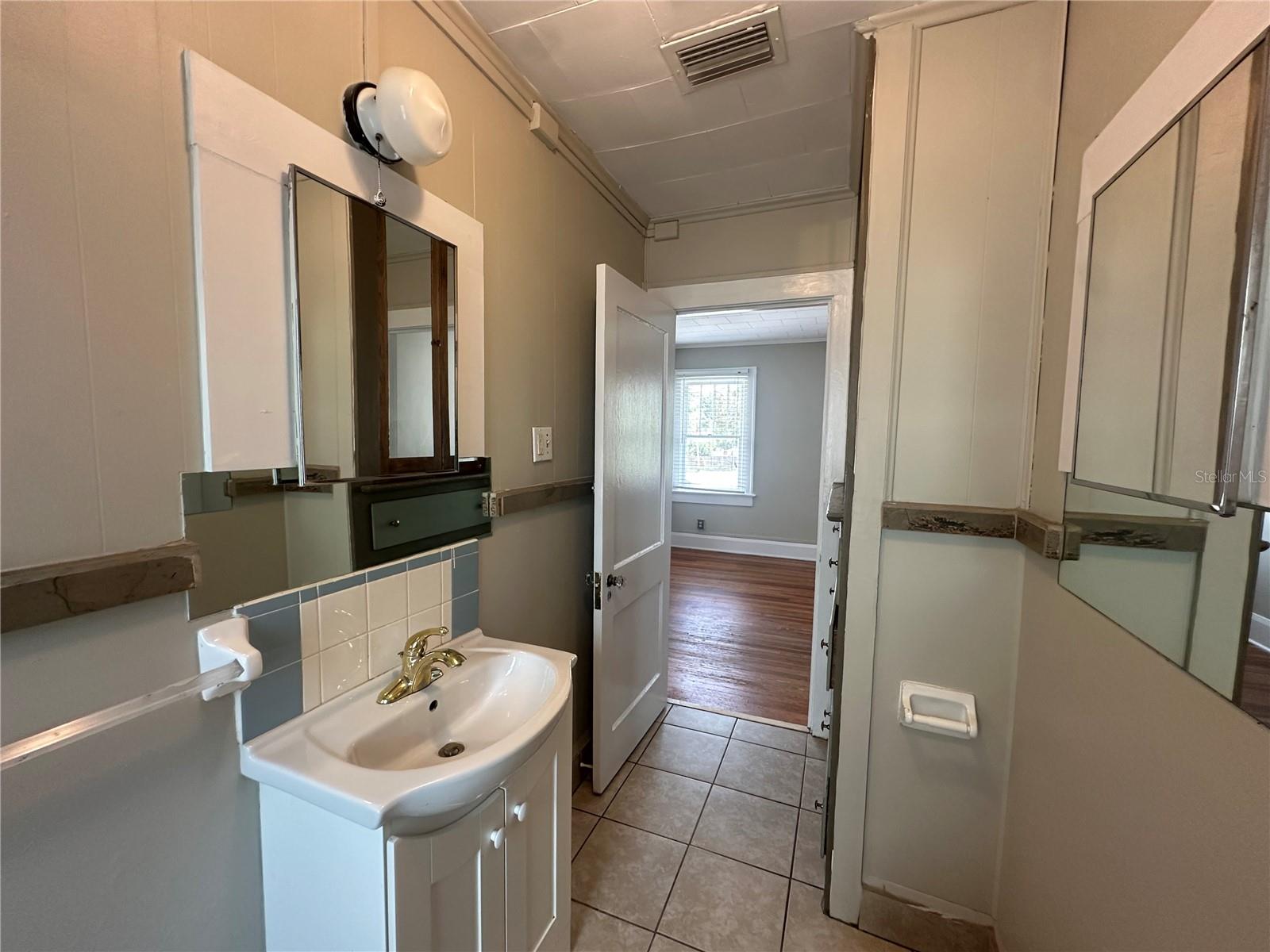 408 3RD AVE E #A, B & C