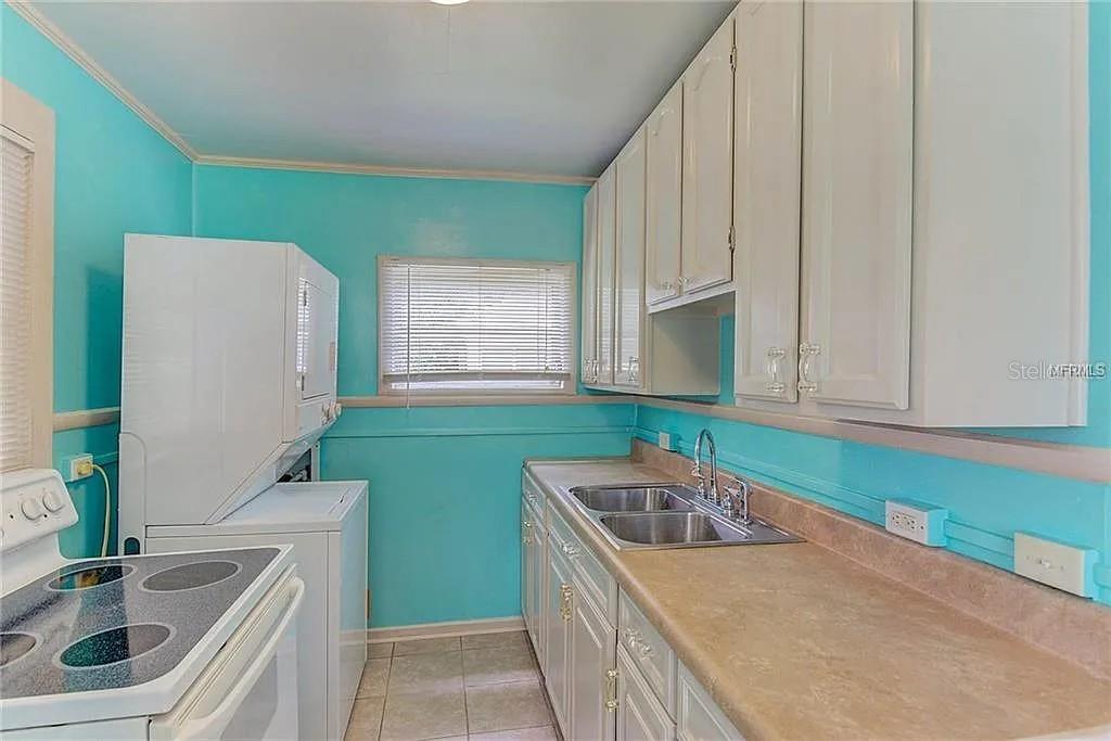 408 3RD AVE E #A, B & C