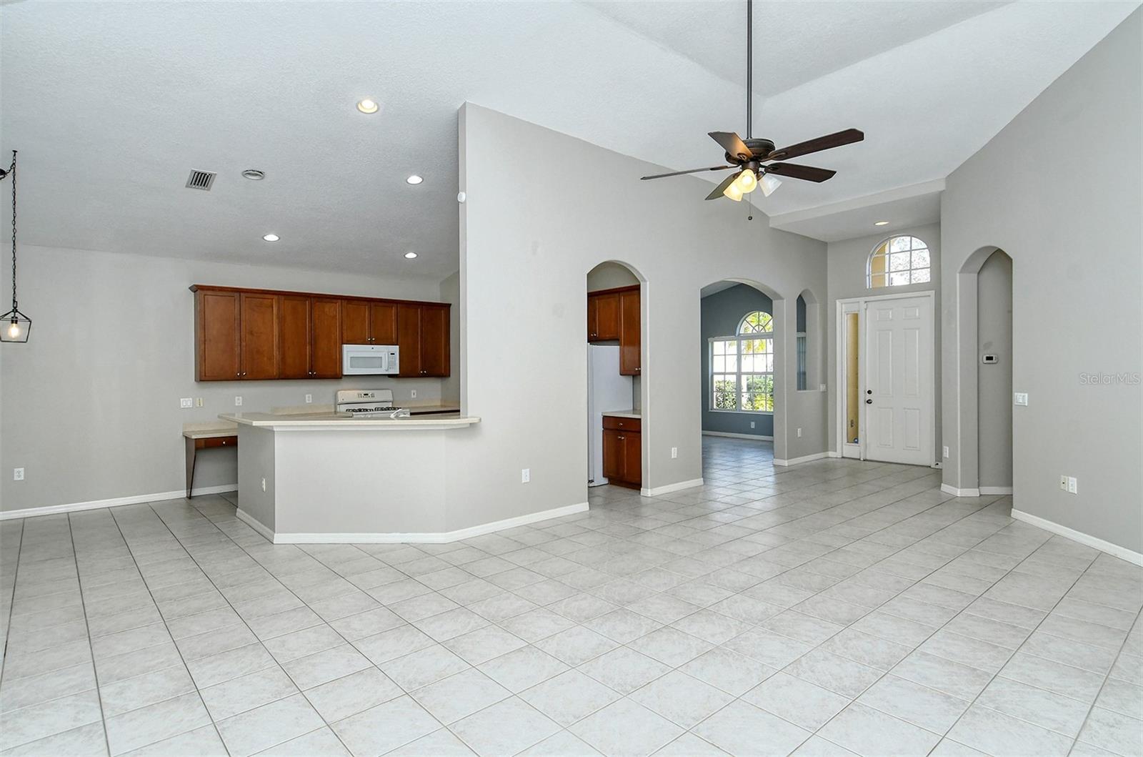 6344 ROOKERY CIR