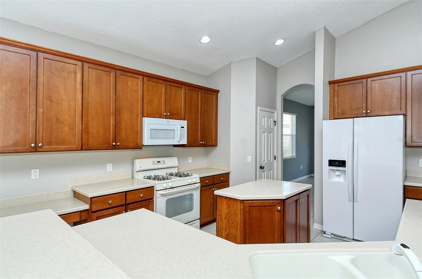 6344 ROOKERY CIR