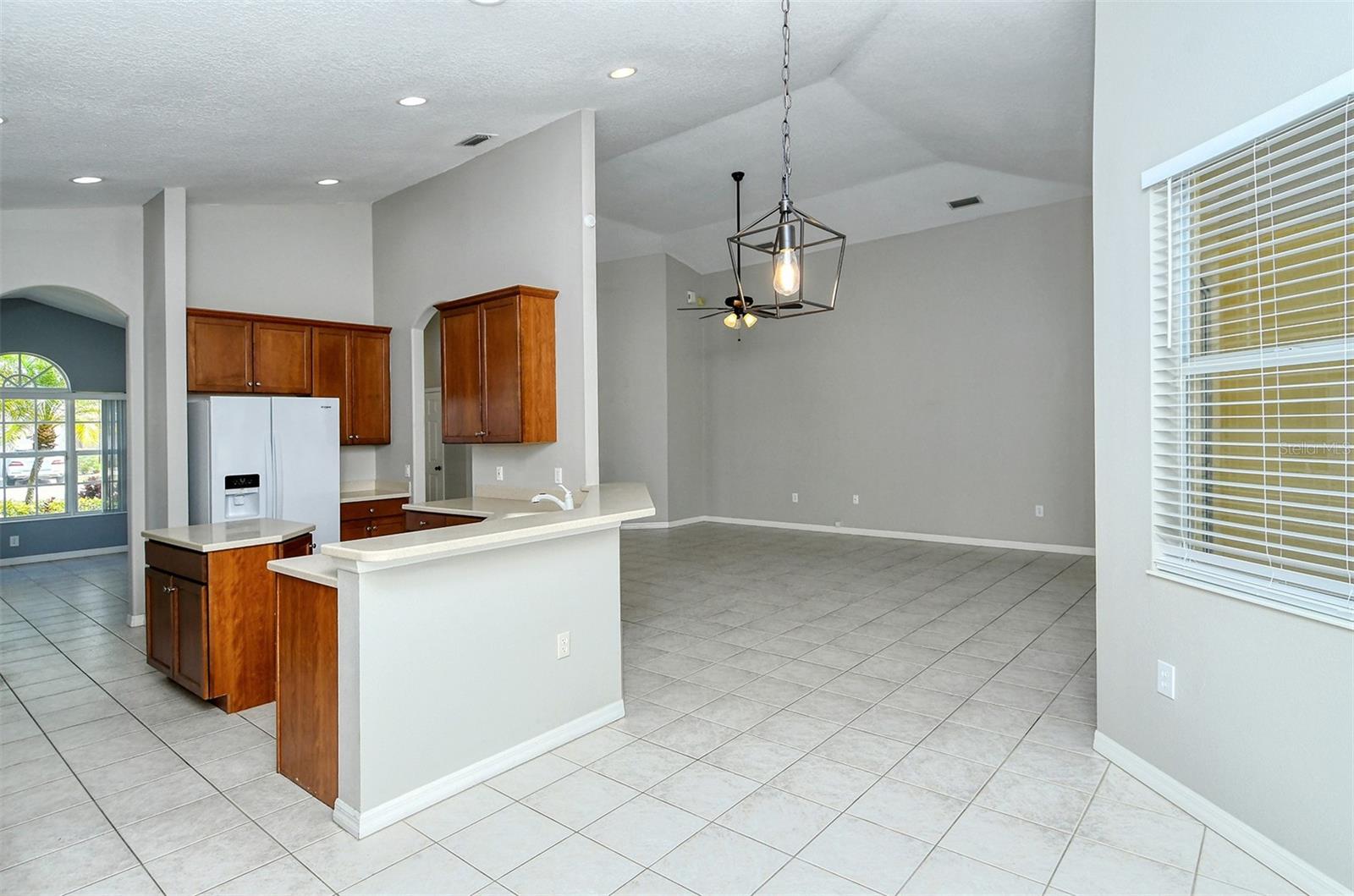 6344 ROOKERY CIR