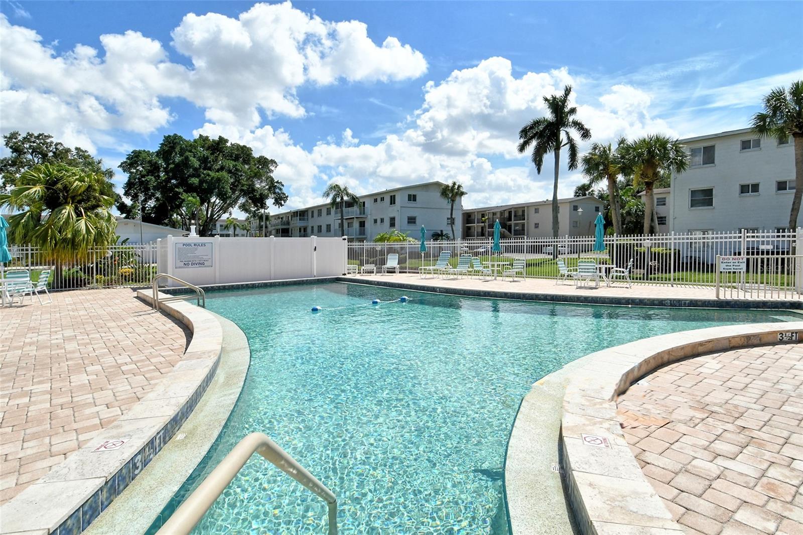 2303 CANAL DR #F7