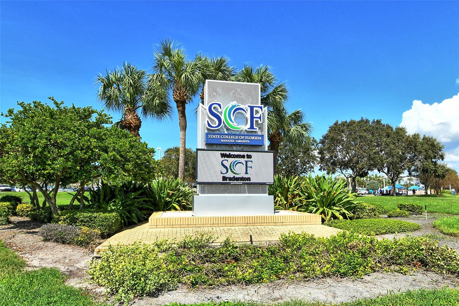 2303 CANAL DR #F7