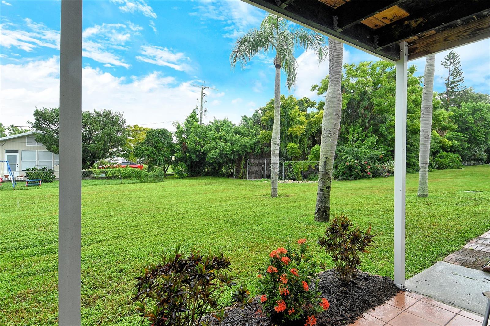 2303 CANAL DR #F7