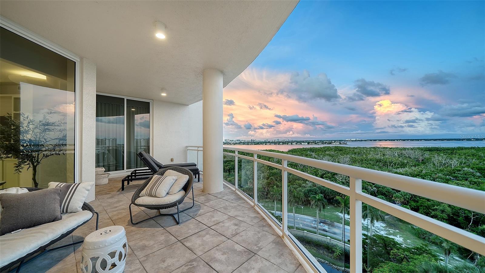 1300 BENJAMIN FRANKLIN DR #809