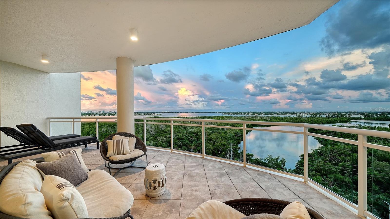 1300 BENJAMIN FRANKLIN DR #809