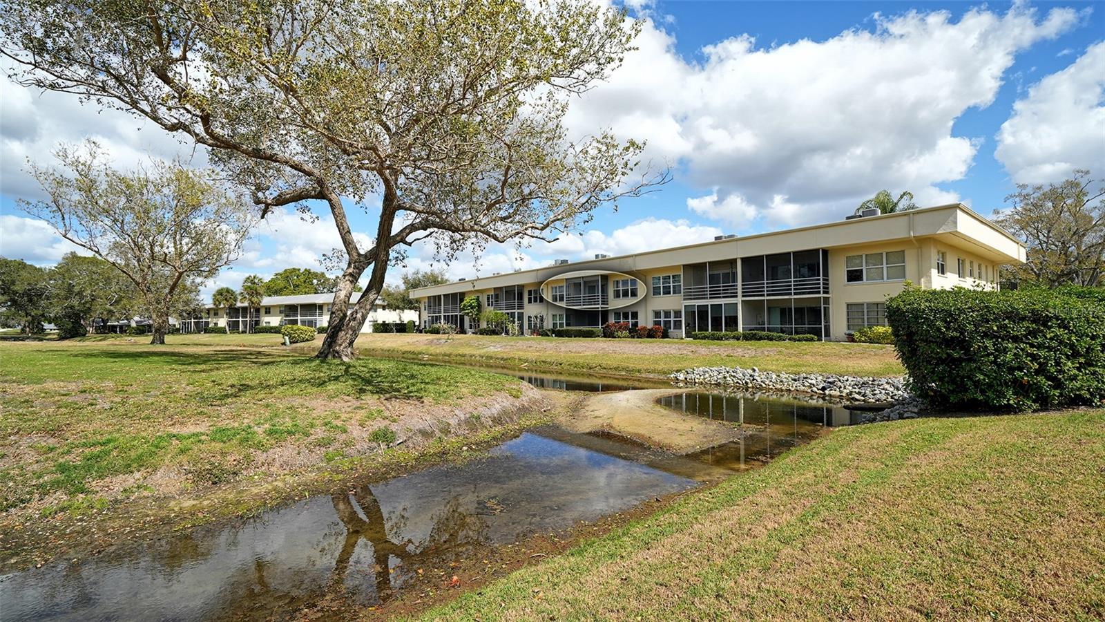 7880 PALM AIRE LN #203